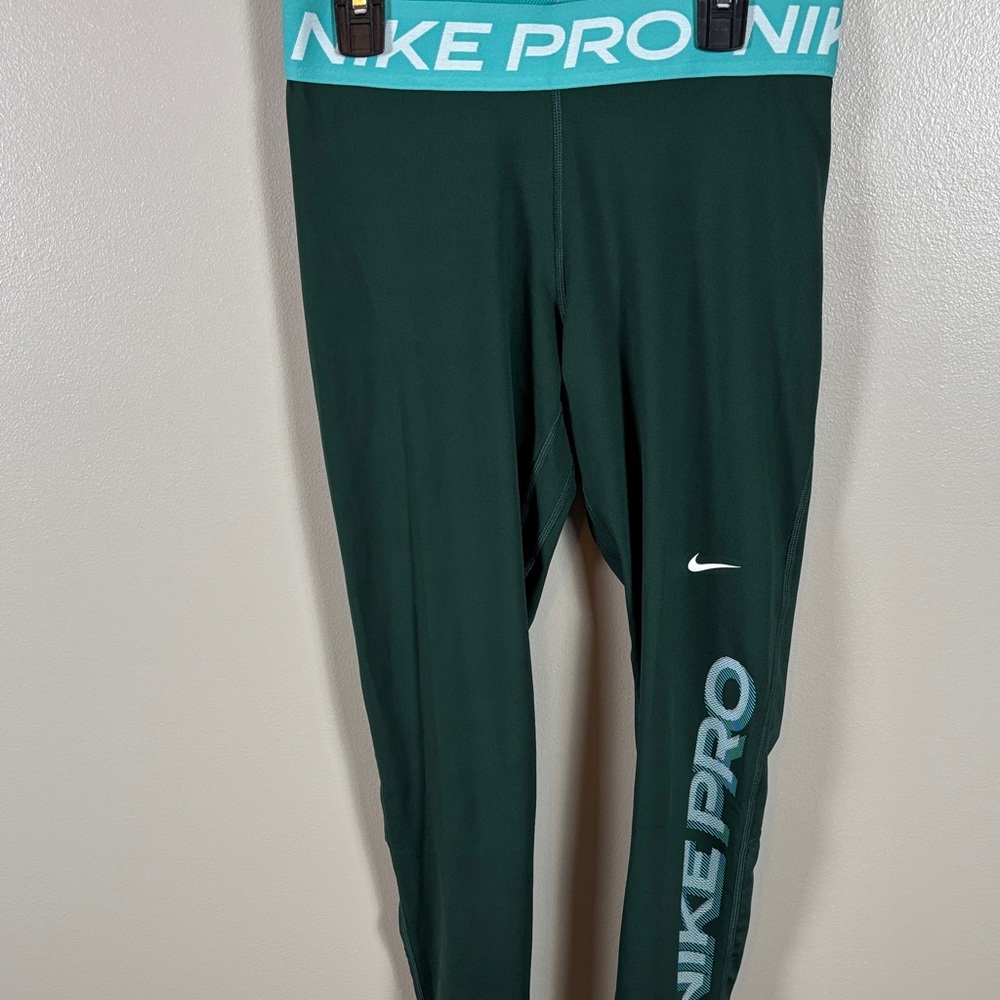 Nike Pro Women’s Dark Green Leggings - image 7